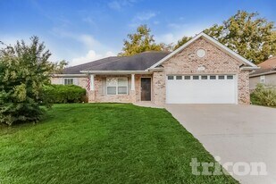 5003 Morning Dove Ln in Spring Hill, TN - Building Photo