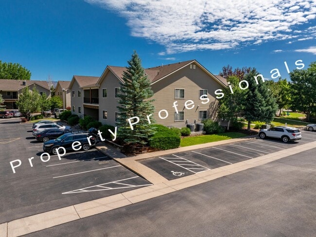 3037 Coal Mine Ave in Rifle, CO - Building Photo - Building Photo