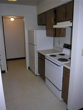 Highland Manor Apartments in East Pittsburgh, PA - Foto de edificio - Interior Photo