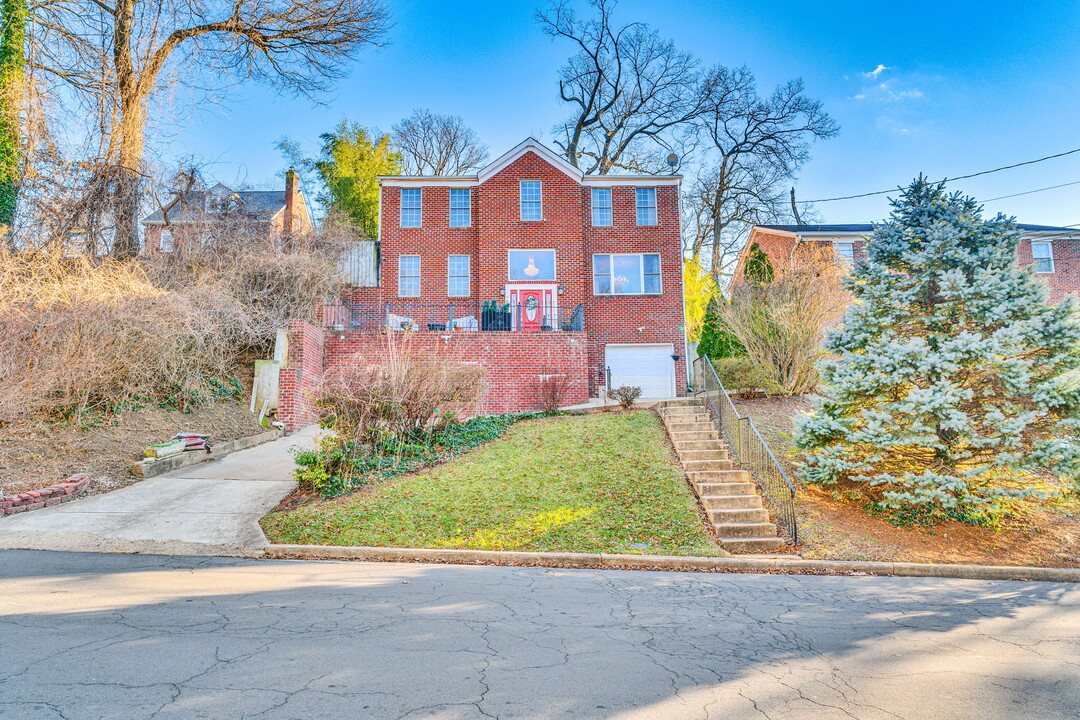 3131 Monroe St NE in Washington, DC - Building Photo