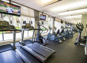 3000 S Ocean Dr, Unit 822 in Hollywood, FL - Foto de edificio - Building Photo