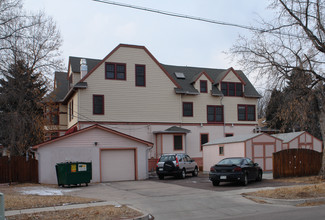 615 N Corona St in Colorado Springs, CO - Foto de edificio - Building Photo