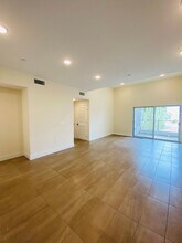 4464 Vista Del Monte Ave in Los Angeles, CA - Building Photo - Building Photo