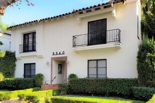 9940 Robbins Dr in Beverly Hills, CA - Building Photo