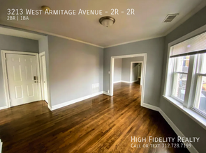3213 W Armitage Ave in Chicago, IL - Building Photo - Building Photo