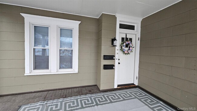 192 Main St in Cornwall, NY - Foto de edificio - Building Photo