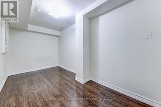 22 Culver Ln in Toronto, ON - Building Photo - Building Photo