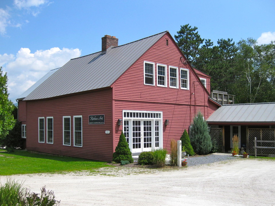 7190 Main St in Manchester Center, VT - Building Photo