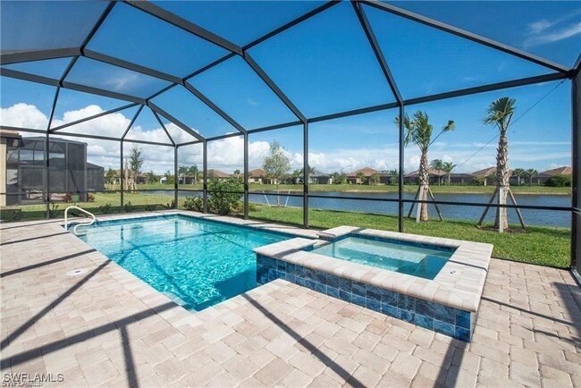 7567 Winding Cypress Dr in Naples, FL - Building Photo - Building Photo