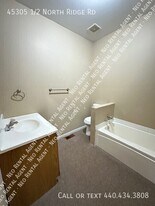 45305 N Ridge Rd in Amherst, OH - Building Photo