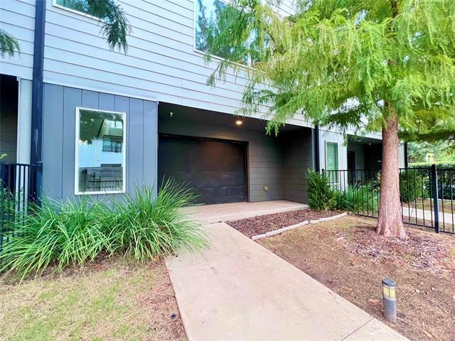 1430 Grigsby Ave in Dallas, TX - Building Photo