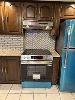 21 S Loveland Ave in Kingston, PA - Building Photo