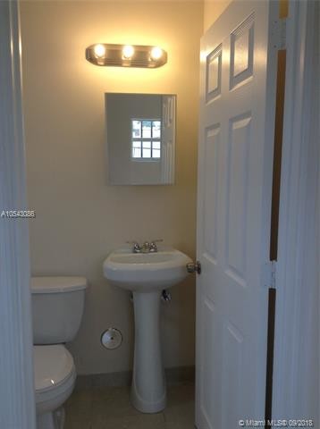 223 NW 12th St-Unit -18 in Miami, FL - Building Photo - Building Photo