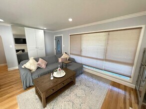 1153 Erin Way in Campbell, CA - Building Photo - Building Photo