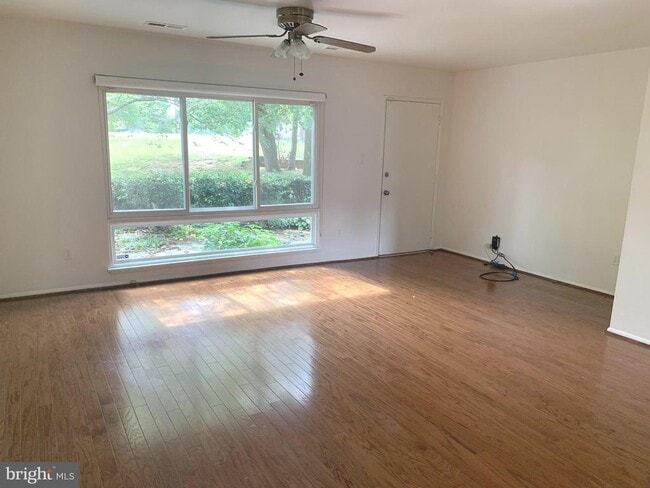 2216 Notely Ln in Crofton, MD - Building Photo - Building Photo