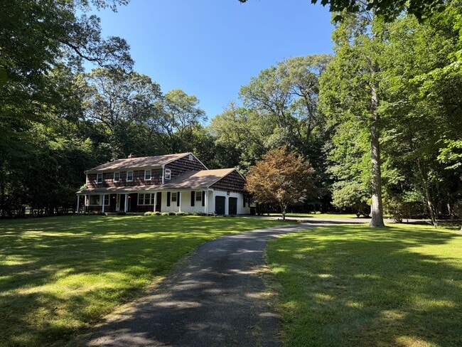 property at 26 Branglebrink Rd