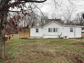 5024 Albright Rd in Clarksville, TN - Building Photo - Building Photo