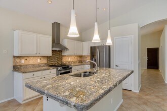 9648 E Sheena Dr in Scottsdale, AZ - Building Photo - Building Photo