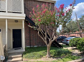 2121 El Paseo St in Houston, TX - Building Photo