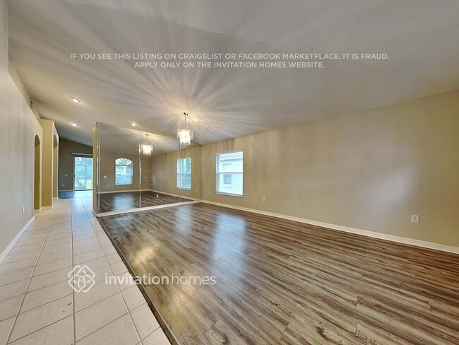 19250 Fishermans Bend Dr, Unit 1052 in Lutz, FL - Foto de edificio - Building Photo