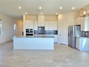 416 Clover Bar Ln in Las Vegas, NV - Building Photo - Building Photo