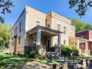 1919 Pleasant St in Des Moines, IA - Foto de edificio - Building Photo