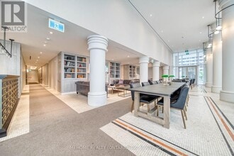 33 Helendale Ave in Toronto, ON - Building Photo - Building Photo