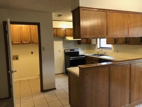1310 Trailwood Ln in Longview, TX - Building Photo - Building Photo