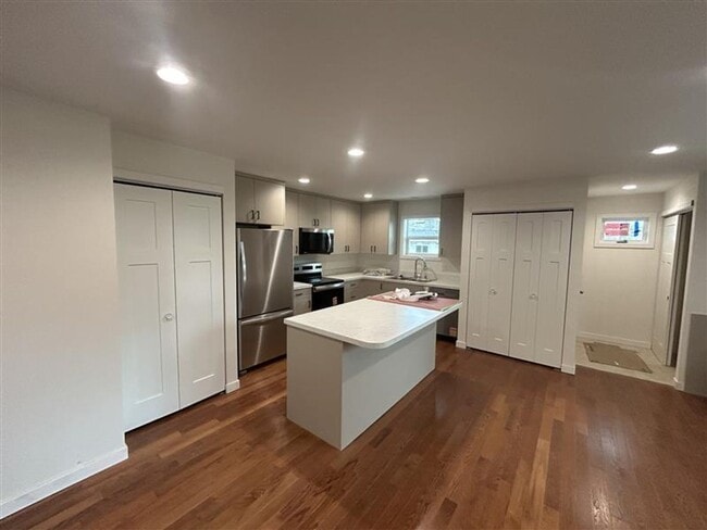 118 S Harkness St in Everson, WA - Building Photo - Building Photo