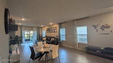 3956 Bloomfield Ct in Middleburg, FL - Building Photo - Building Photo