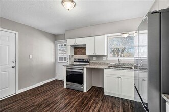 4021 Happy Canyon Dr in Dallas, TX - Building Photo - Building Photo