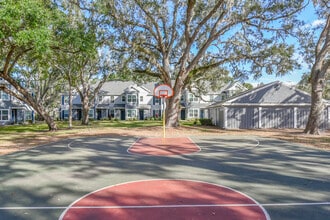 Wellington Woods in Kissimmee, FL - Foto de edificio - Building Photo