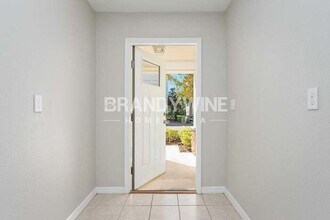 8651 Candida Ln in Port Richey, FL - Foto de edificio - Building Photo