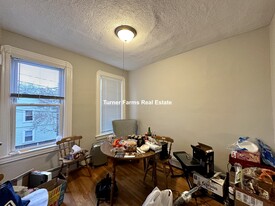 509 Franklin St, Unit 2 in Cambridge, MA - Building Photo - Building Photo