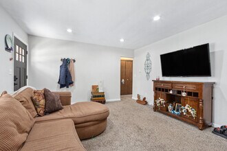 309 S Joliet St in Wilmington, IL - Building Photo - Building Photo