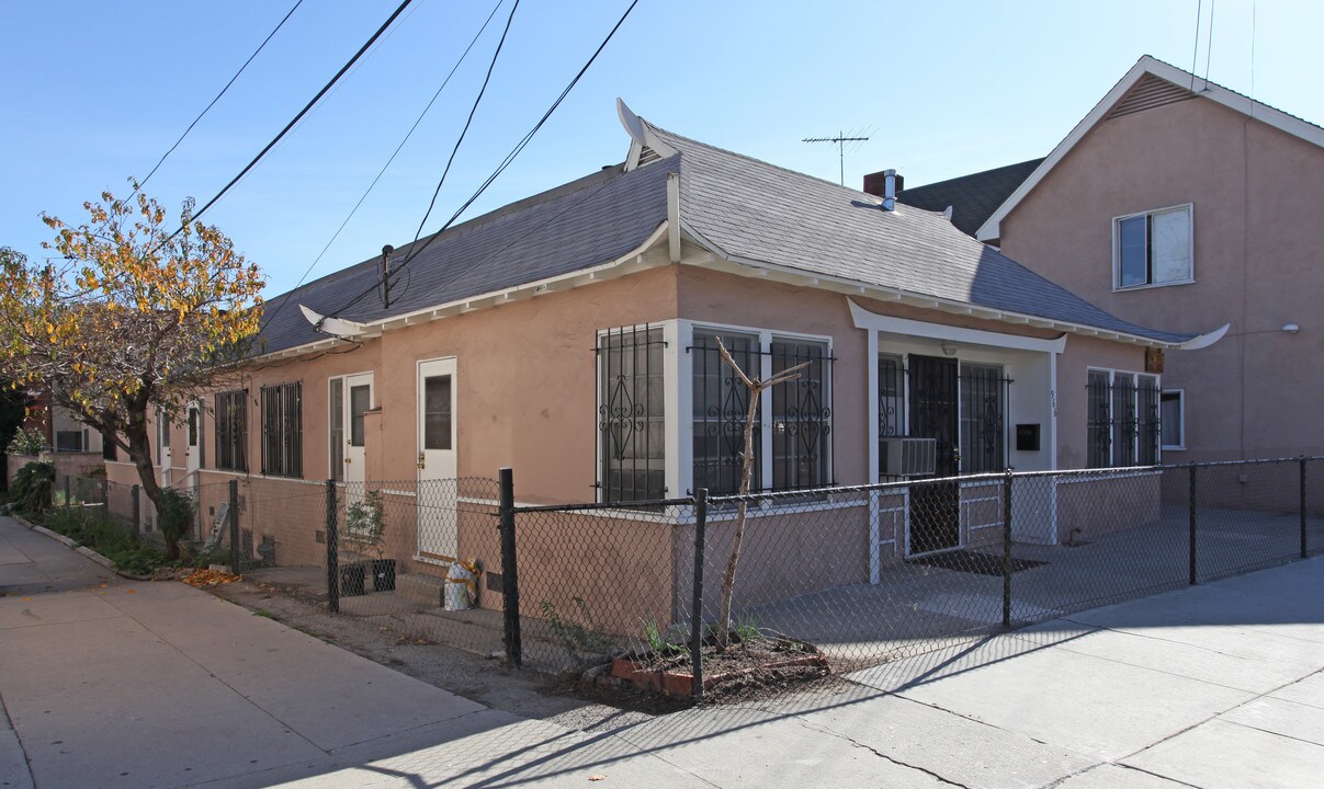 960-968 Yale St in Los Angeles, CA - Foto de edificio