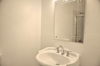 1189 Sierra Madre in Azusa, CA - Building Photo - Building Photo