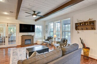 5313 Palm Dr in Dickinson, TX - Building Photo - Building Photo