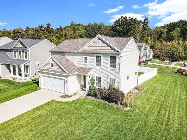 property at 264 Beymoure St