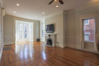 402 Meridian St in Boston, MA - Building Photo - Building Photo