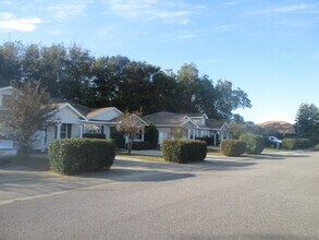 8158 Heirloom Dr in Pensacola, FL - Building Photo - Building Photo