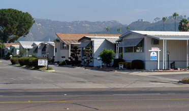 2280 E Valley Pky in Escondido, CA - Building Photo - Building Photo