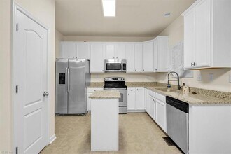 9449 Garrett Ave in Norfolk, VA - Building Photo - Building Photo