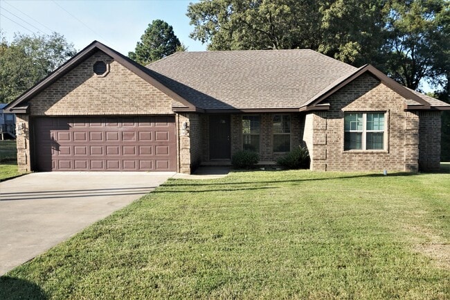 property at 3816 Hillside Dr