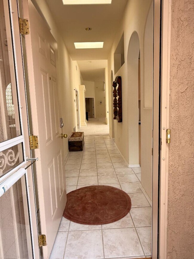 711 Tramway Pl NE in Albuquerque, NM - Building Photo - Building Photo