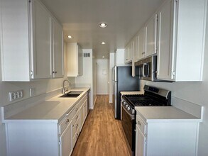 26258 Via Roble in Mission Viejo, CA - Building Photo - Building Photo