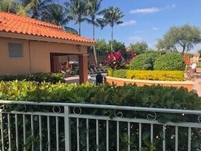 4965 Leeward Ln in Fort Lauderdale, FL - Building Photo - Building Photo