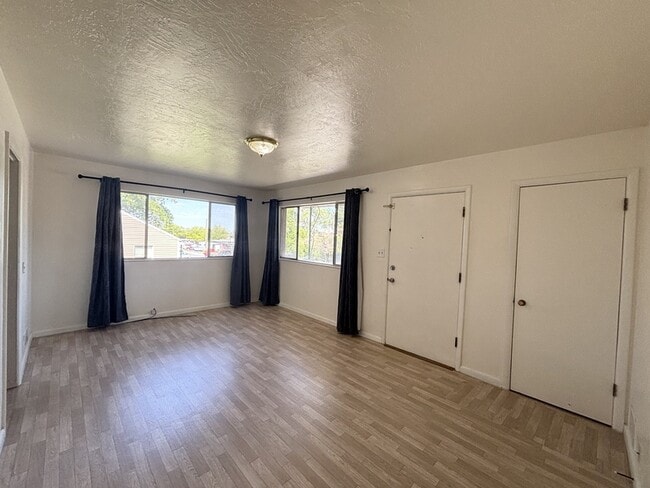 80 400 S in Bountiful, UT - Building Photo - Building Photo