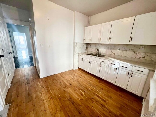 property at 44 Van Cortlandt Park Ave