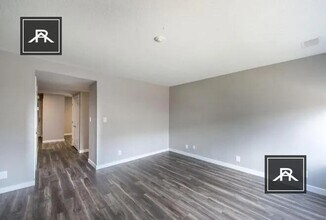 79 Village Way in Brookline, MA - Building Photo - Building Photo